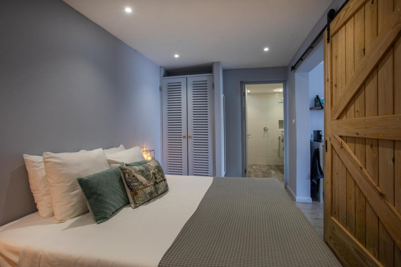 Indigo Apartments & Suites - 'Adults Only' Jan Thiel Esterno foto